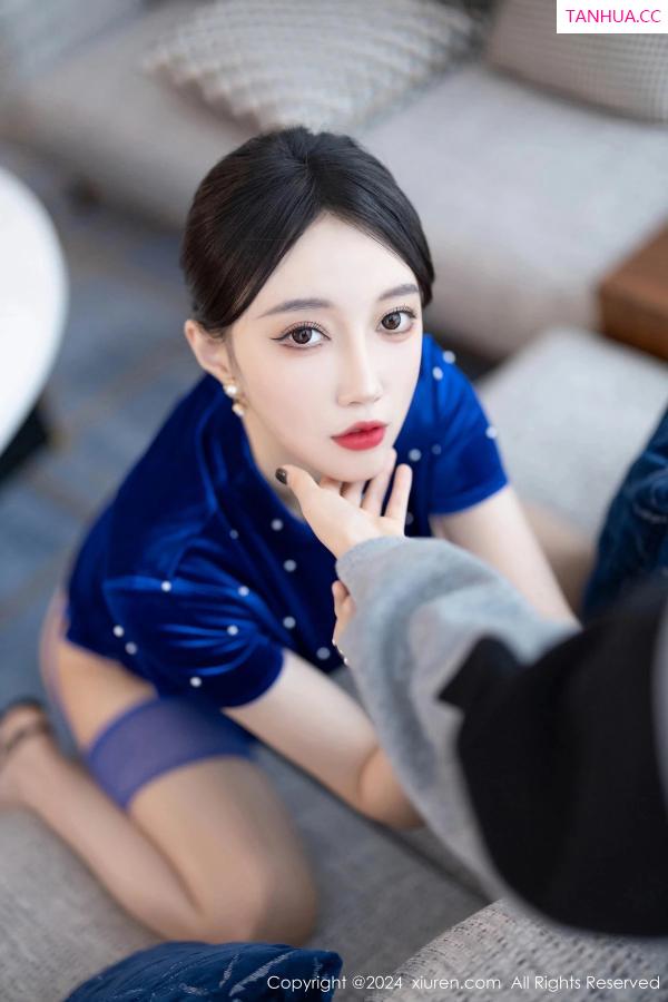 玥儿玥  [XiuRen]高清写真图 2024.03.27 No.8298 玥儿玥 美腿清纯第36张图片